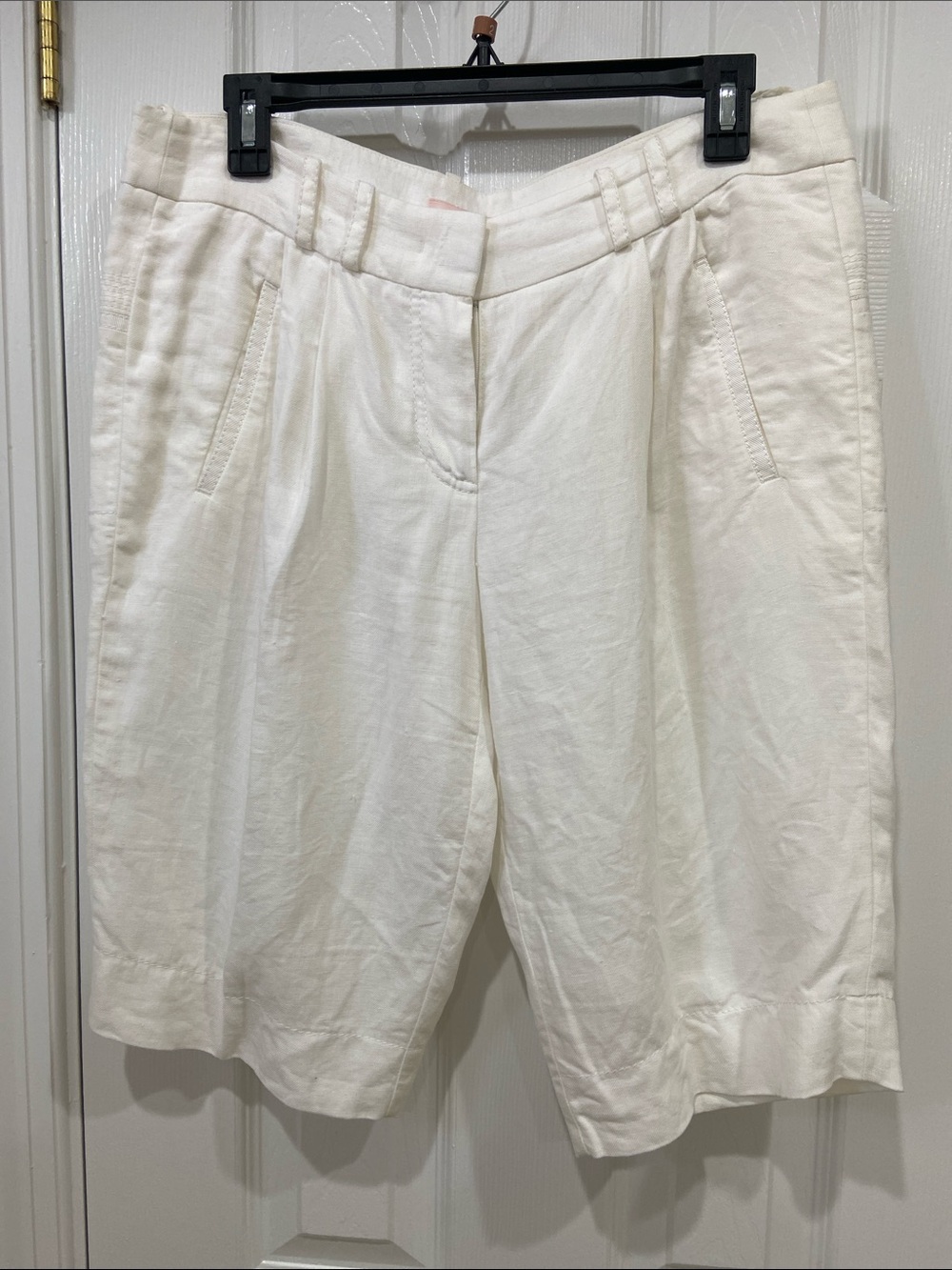 Laurel/Escada White Linen Shorts